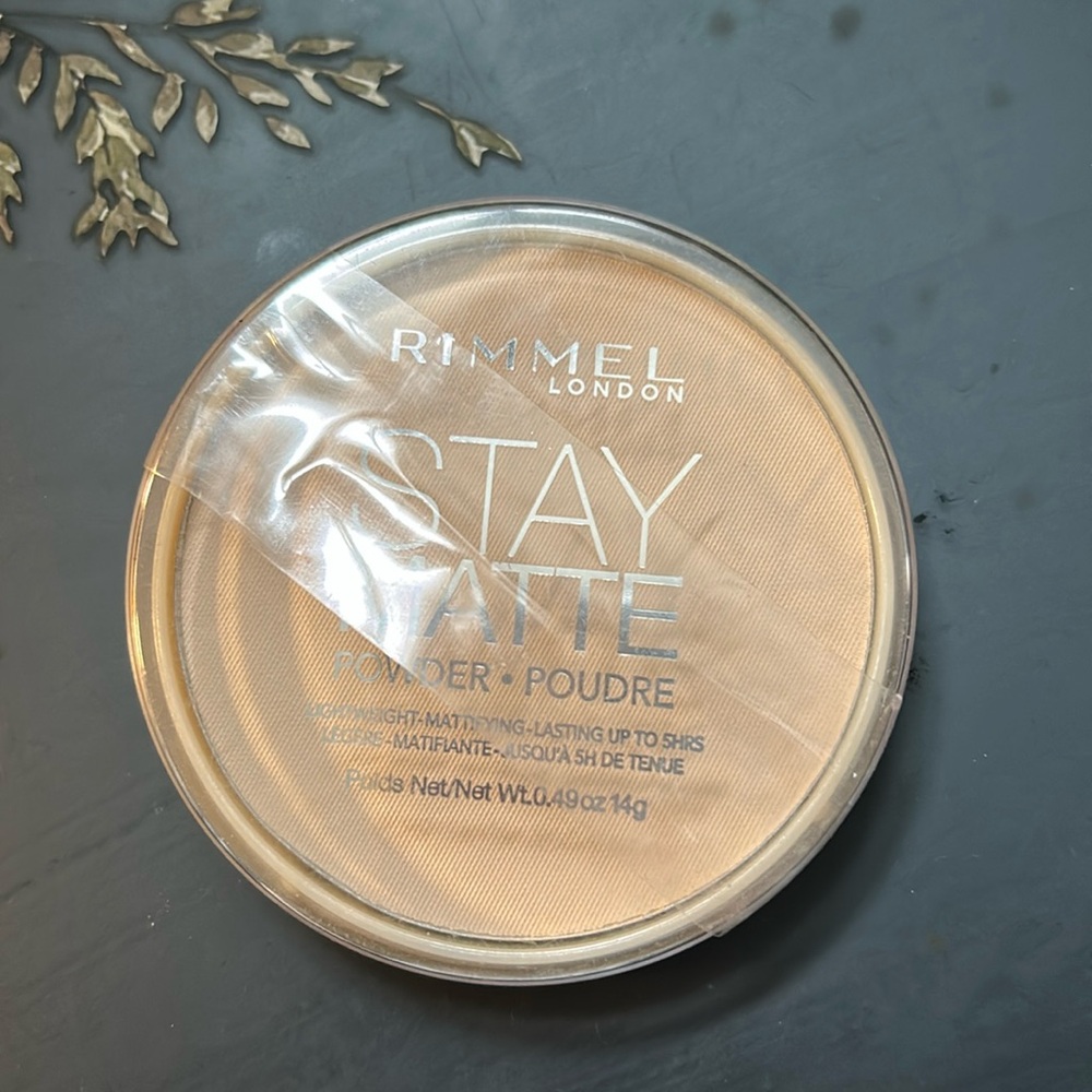 Rimmel Stay Matte Powder 011 creamy natural